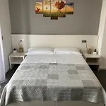 Del Bed & Breakfast 4*