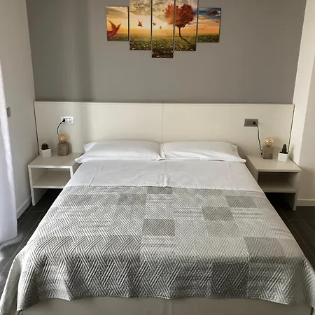 Del Bed & Breakfast 4*